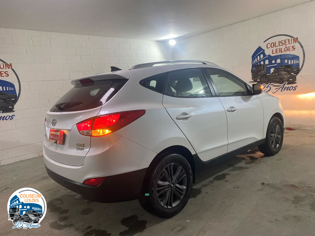 LOTE 25 HYUNDAI IX35 GL 2.0 2021/2022
